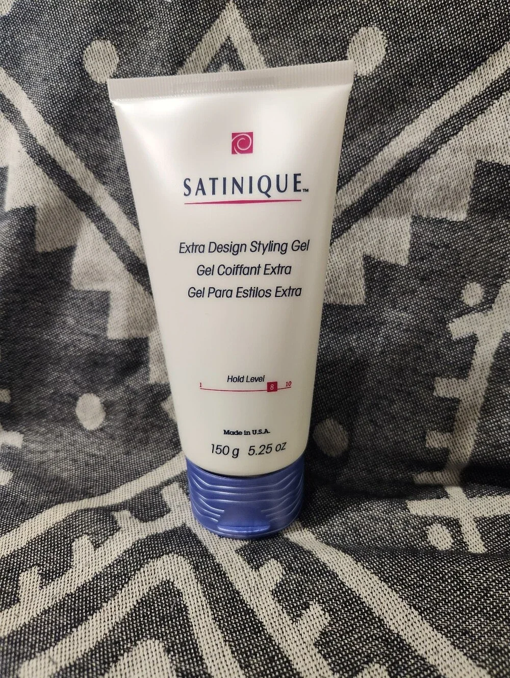 Amway SATINIQUE 5.25oz 150g Extra Design Styling Gel Hold Level 8 - Made In USA